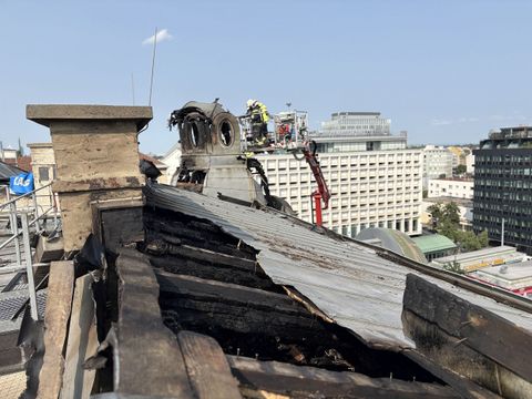 AKTUELL: DACHGESCHOSS-WIEDERAUFBAU · 1030 WIEN
