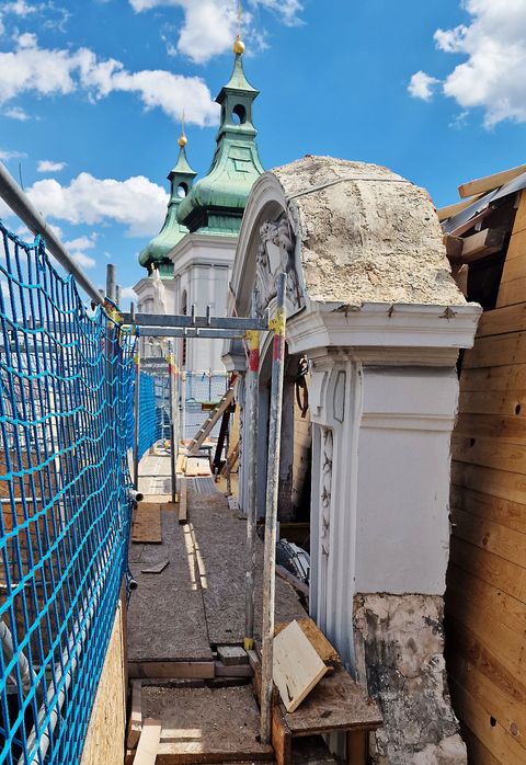 AKTUELL: DACHGESCHOSS-WIEDERAUFBAU · 1030 WIEN