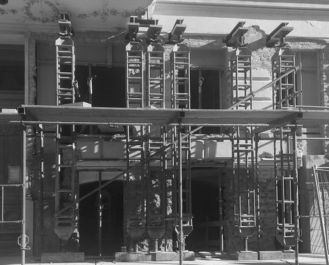 Baustelle — Zinshaussanierung / Dachgeschoßzubau, 1190 Wien